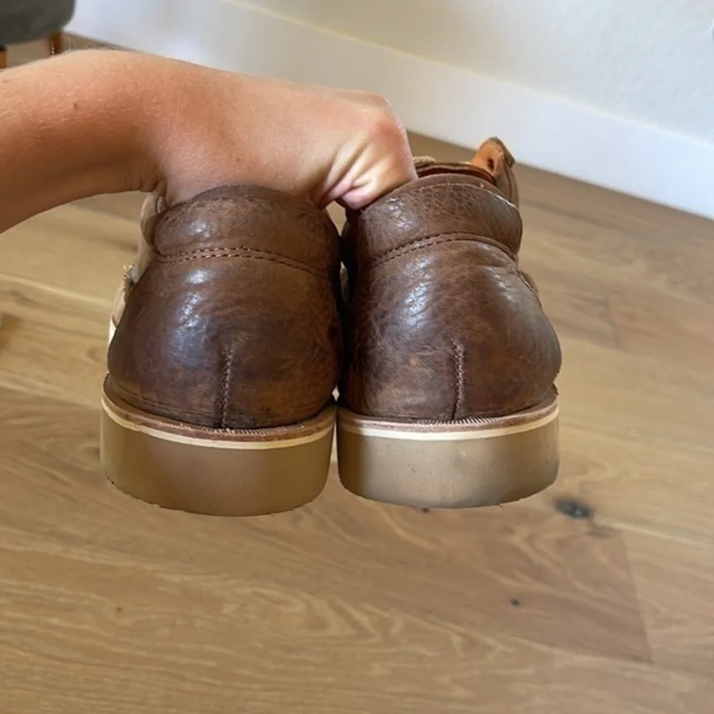 Brown vibram tan leather work boots/shoes